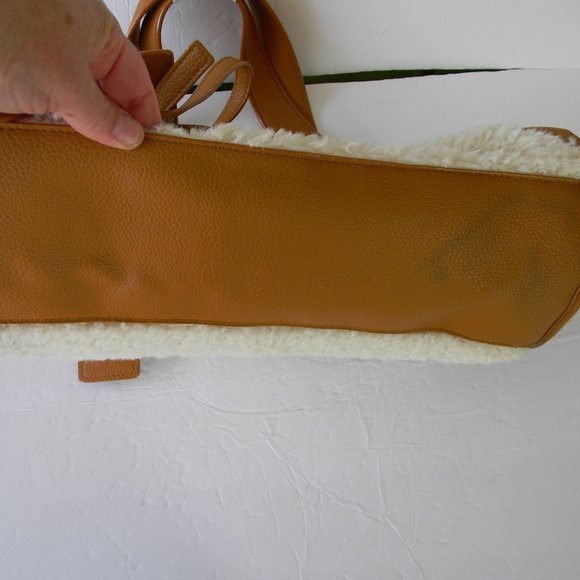 House of Want HOW We Are Dynamic Top Handle Satchel SHEARLING/TAN - Picture 7 of 8